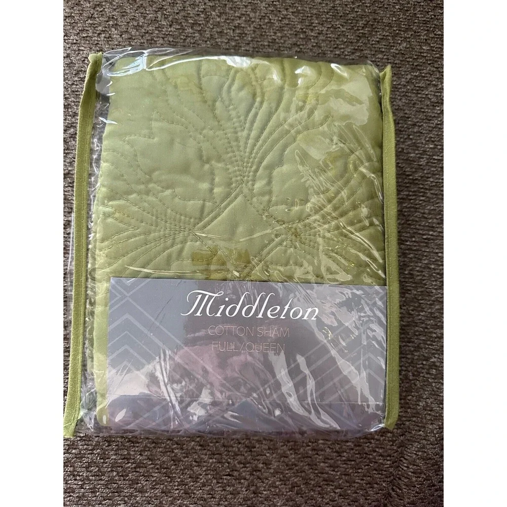 NWT New Middleton green‎ Decorative Quilted Pillow Sham
